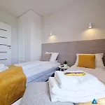 365pam - Poludniowy شقة